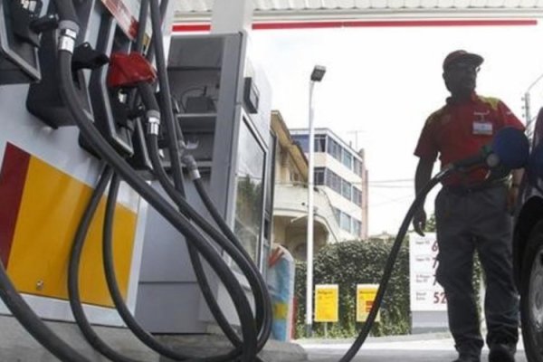 <p>Oxford Economics: el alza de los precios del gas representan una "amenaza" y Chile es el país más vulnerable a ello</p>