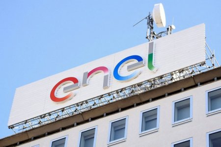 Enel Américas triplica su utilidad en el primer semestre, impulsada por venta de activos en Perú