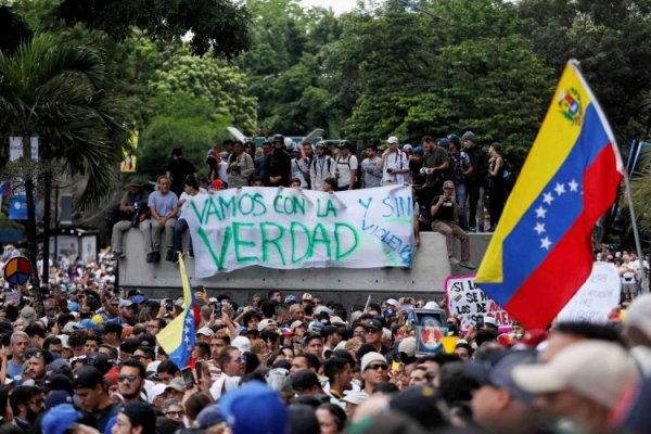 <p>Segunda jornada de protestas en Venezuela: se reportan al menos 6 muertos, detenidos y un dirigente secuestrado</p>