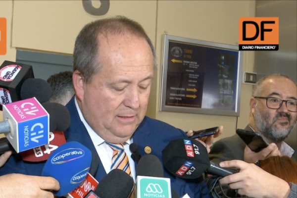 <p>Ahora en DF | Fiscal Valencia por declaración de Luis Hermosilla ante la Fiscalía: “A nadie podría sorprender que él haya sido citado”</p>