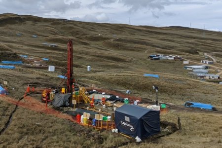 <p>Minera Barrick recibe permiso para iniciar exploración minera en zona fronteriza de Perú y Chile</p>