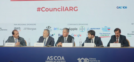 <p>Gobernadores argentinos analizan los caminos para impulsar al país e incluso plantean colaboración con Chile en la Patagonia</p>