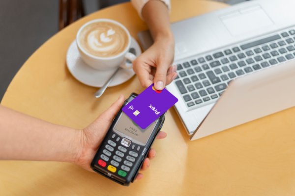 Uruguaya Prex lanza tarjeta en pesos argentinos para chilenos