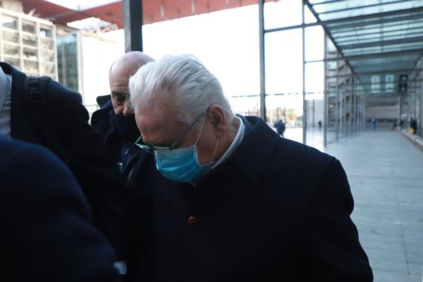 Corte rechaza apelación de Alejandro Gil y le mantiene prohibición de acercarse a la Clínica Las Condes