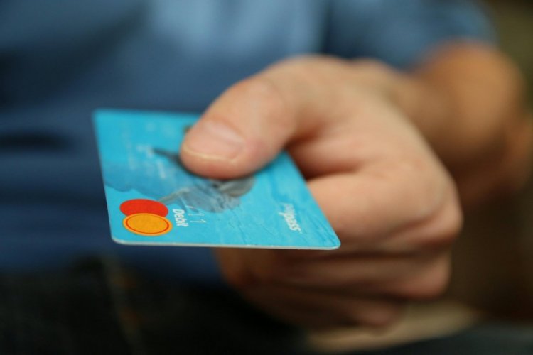 <p>Argentina: Gobierno eliminó dos impuestos a las compras con tarjeta para impulsar el comercio</p>