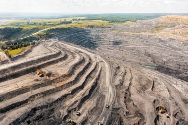 Minera australiana compra dos proyectos de plata argentinos que son clave para Pan American Silver