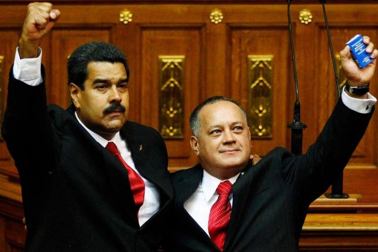 Maduro reorganiza su gabinete a un mes de cuestionadas elecciones y designa a Diosdado Cabello como ministro del Interior