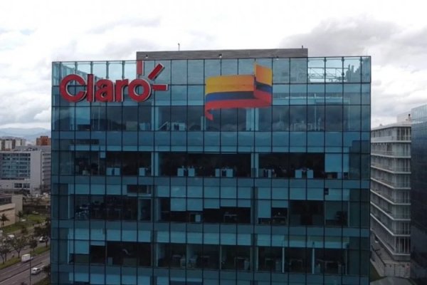 Claro invertirá US$ 200 millones para el desarrollo de fibra óptica en Colombia