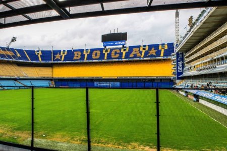 <p>Emblemático Hard Rock Café llega a La Bombonera</p>