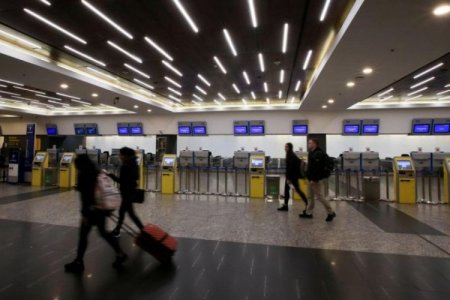<p>Chile: ad portas del feriado, trabajadores del Aeropuerto de Santiago anuncian 30 días de paro</p>