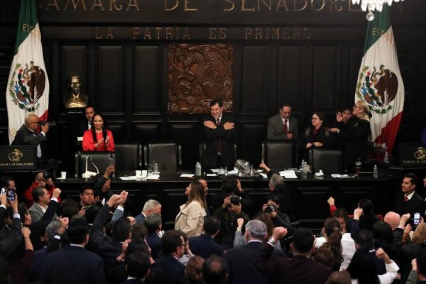 López Obrador logra hito en la recta final de su mandato: Senado aprueba polémica reforma judicial