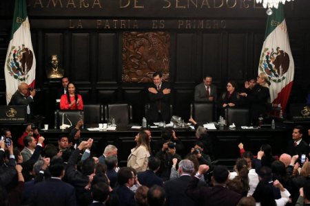<p>López Obrador logra hito en la recta final de su mandato: Senado aprueba polémica reforma judicial</p>