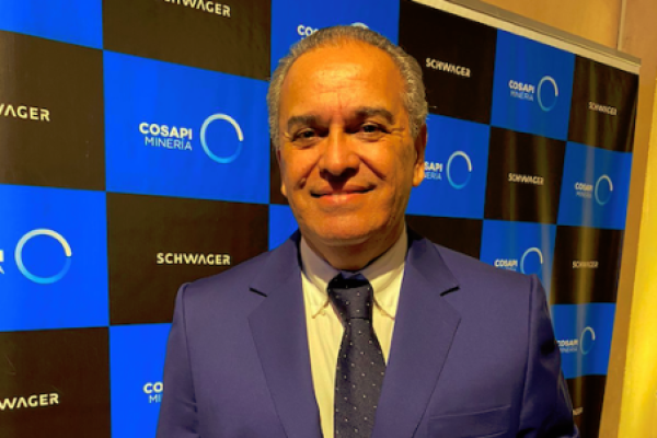 Schwager se asocia con peruana Cosapi para entrar al negocio minero en ese país y se alía con Grupo México para potenciar Chile