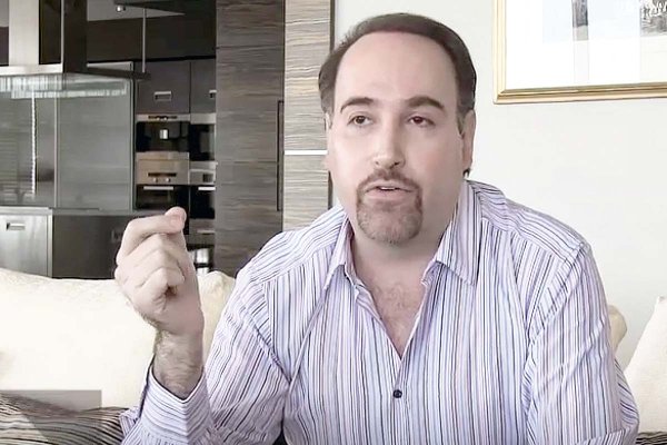 Los últimos antecedentes de la estafa de Chang en Malta: vivió casi un año en un hostal con tarjetas clonadas