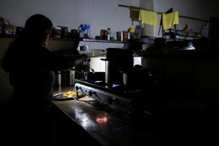 <p>Ecuador sin energía: 14 horas sin energía eléctrica, en medio de la sequía más grande de los últimos 60 años</p>