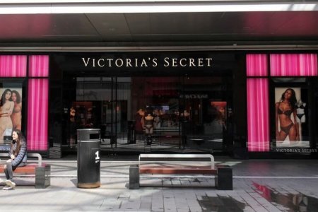 <p>Victoria's Secret abrirá su primera tienda en un shopping argentino tras cinco años de postergaciones</p>
