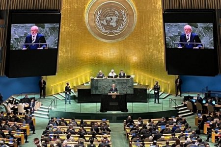 <p>Lula lamenta debilitamiento de capacidades de negociación y la desglobalización</p>