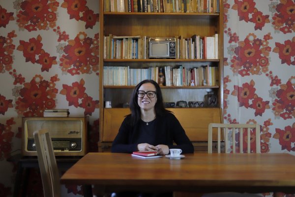 Josefina Fernández, creadora de Vencer o morir, serie sobre el FPMR: “La ficción no pretende dar clases de Historia”