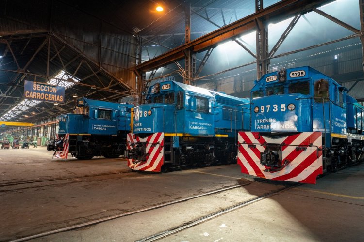 <p>Gobierno argentino cerró la primera empresa estatal y despidió a 1.300 personas</p>