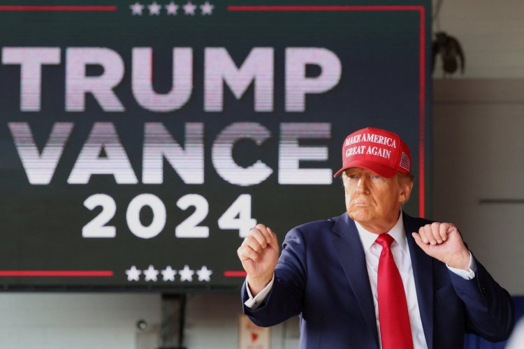Trump amenaza con arancel del 200% a vehículos importados de México