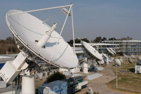 <p>Argentina Arsat anunció su salida a la Bolsa en 2025: privatizarán hasta el 49% del paquete accionario</p>