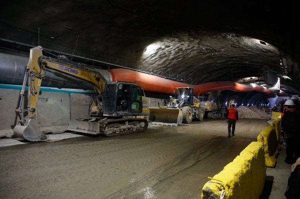 Inversión de Arauco en Brasil y suspensión de proyecto de Colbún en Taltal afectaron ánimo empresarial en septiembre
