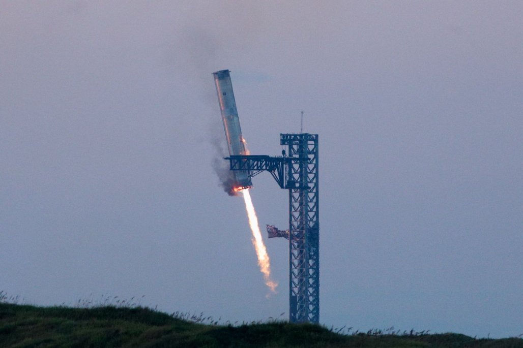 SpaceX logra un hito: captura del cohete Starship en vuelo de prueba