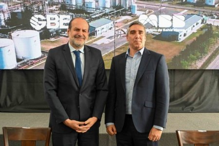 <p>Argentina: Bahía Blanca tendrá la primera planta de biocombustible para aviones con una inversión de US$ 200 millones</p>