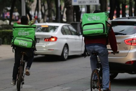 <p>¿Ley Uber en México?: Sheinbaum firmó proyecto de ley para regular a trabajadores de aplicaciones</p>