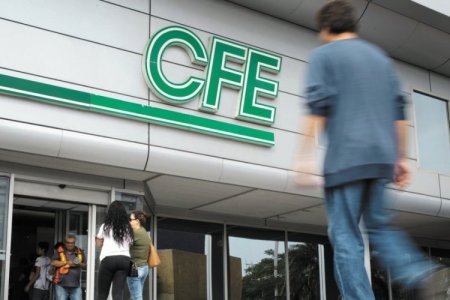 <p>México monopoliza la electricidad: Senado aprobó ley que da prioridad de venta a empresa estatal</p>