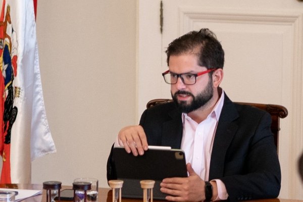 <p>Boric afirma que se enteró el martes "de una denuncia, no de su contenido" contra Monsalve y reconoce que exsubsecretario revisó cámaras del hotel</p>