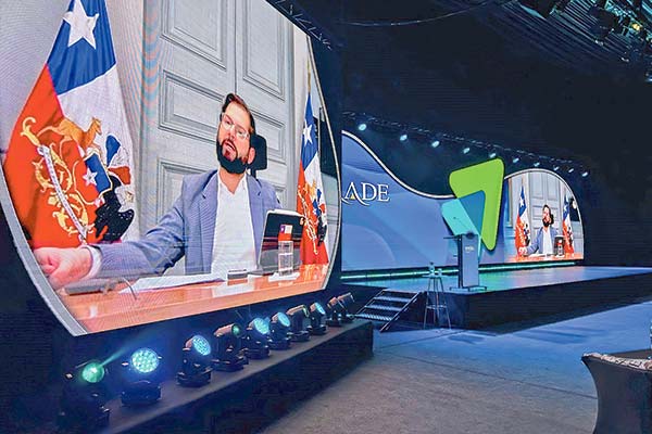 Erede 2024: Boric reconoce que “los últimos días no han sido fáciles” y llama a colaboración público-privada para enfrentar la crisis de confianza