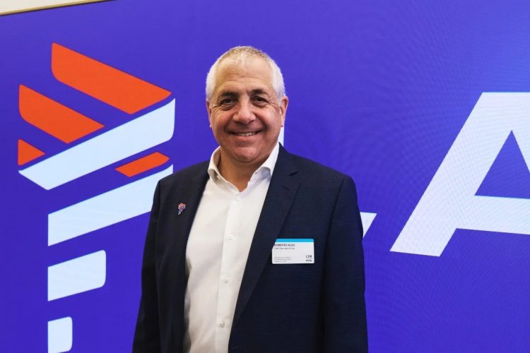 <p>Roberto Alvo, CEO de Latam Airlines: “No pienso que la solución aérea para Bogotá sea construir un segundo aeropuerto”</p>