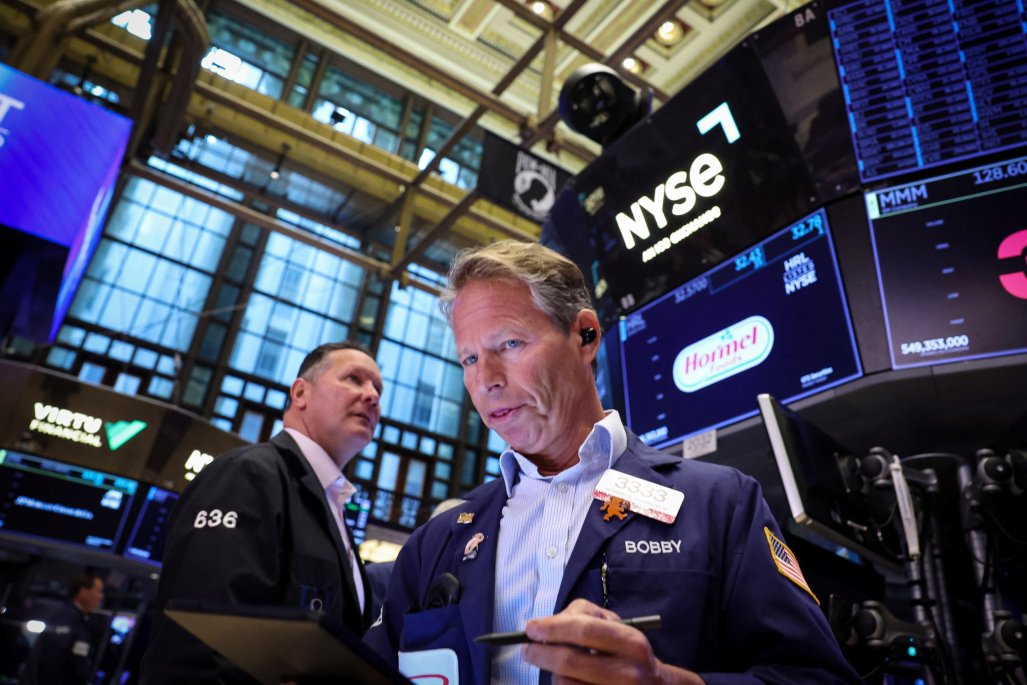 Acciones tecnológicas impulsan Wall Street antes de resultados de Alphabet