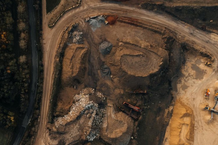 <p>Hay más proyectos mineros de zinc en construcción, que de oro en Perú</p>