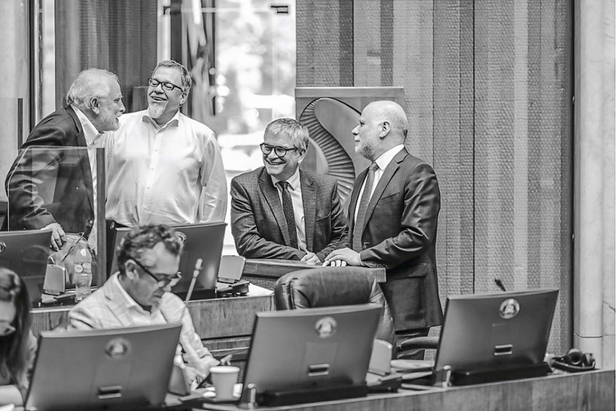 <p>Pizzas, break por Hermosilla y heridos en el camino: el backstage del inédito acuerdo presupuestario</p>