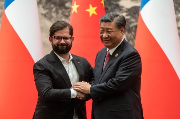 Reunión entre Boric y Xi Jinping: un paso hacia la cooperación internacional