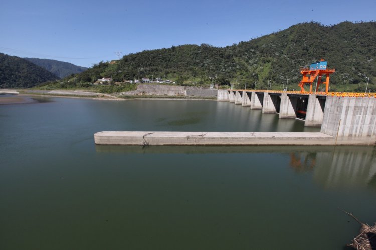 Energía hidroeléctrica en Latinoamérica corre riesgos por efecto del cambio climático