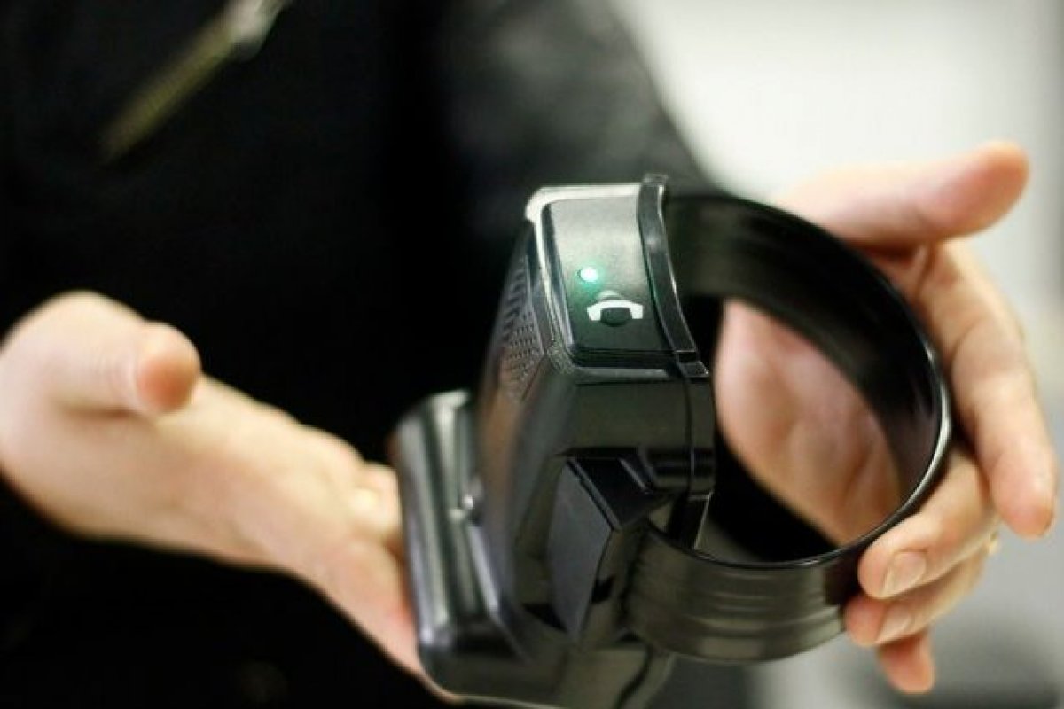 <p>Multinacional de tobilleras electrónicas vende su negocio en Chile</p>