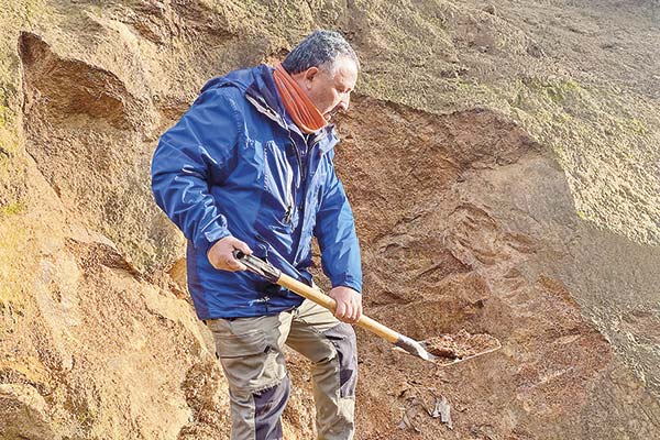 <p>Firma que busca extraer tierras raras en Penco se asocia con departamento de Comercio de EEUU</p>