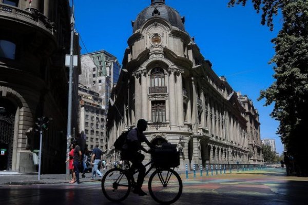 IPSA se eleva tras anuncio de aumento de tarifas de agua