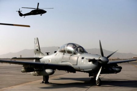 <p>Banco de desarrollo brasileño firma acuerdo con Paraguay por US$ 100 millones para financiar aviones Embraer</p>