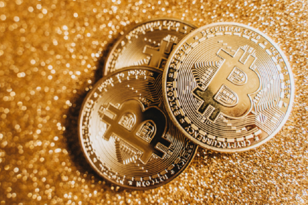 <p>Bitcoin trepa a un nuevo máximo tras interés de Donald Trump por plataforma cripto</p>