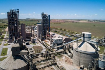 <p>Argentina: se ultiman detalles en la venta de Loma Negra, con un solo interesado en comprarla</p>