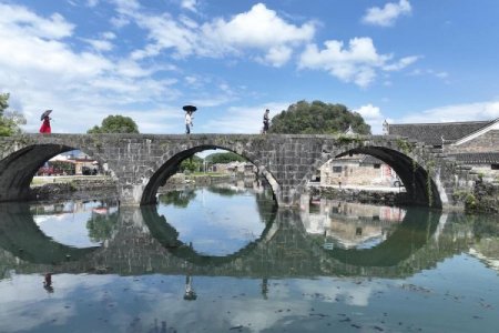 <p>Enfoque de China: Zonas rurales de China atraen a más jóvenes</p>