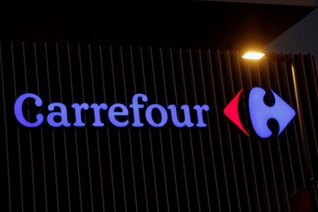 <p>Gigantes brasileñas de la carne se enfrentan a Carrefour y paralizan el suministro de sus productos a la cadena de supermercados</p>