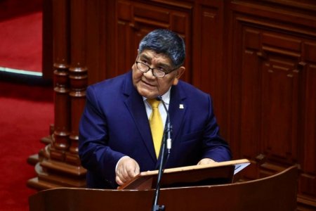 <p>Congreso de Perú destituye a ministro de Energía y Minas en medio de protestas mineras</p>