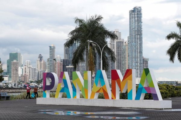 S&P recorta la calificación de Panamá a BBB-, el último peldaño dentro del nivel de grado de inversión