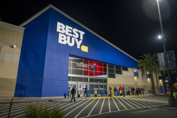 Una Navidad muy ChatGPT: los compradores expertos del Black Friday usan la IA para encontrar ofertas