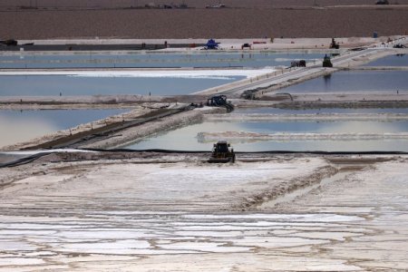 <p>Una ola de inversiones mineras se proyectan para el Cono Sur en los próximos 15 años y potenciarán la producción regional</p>